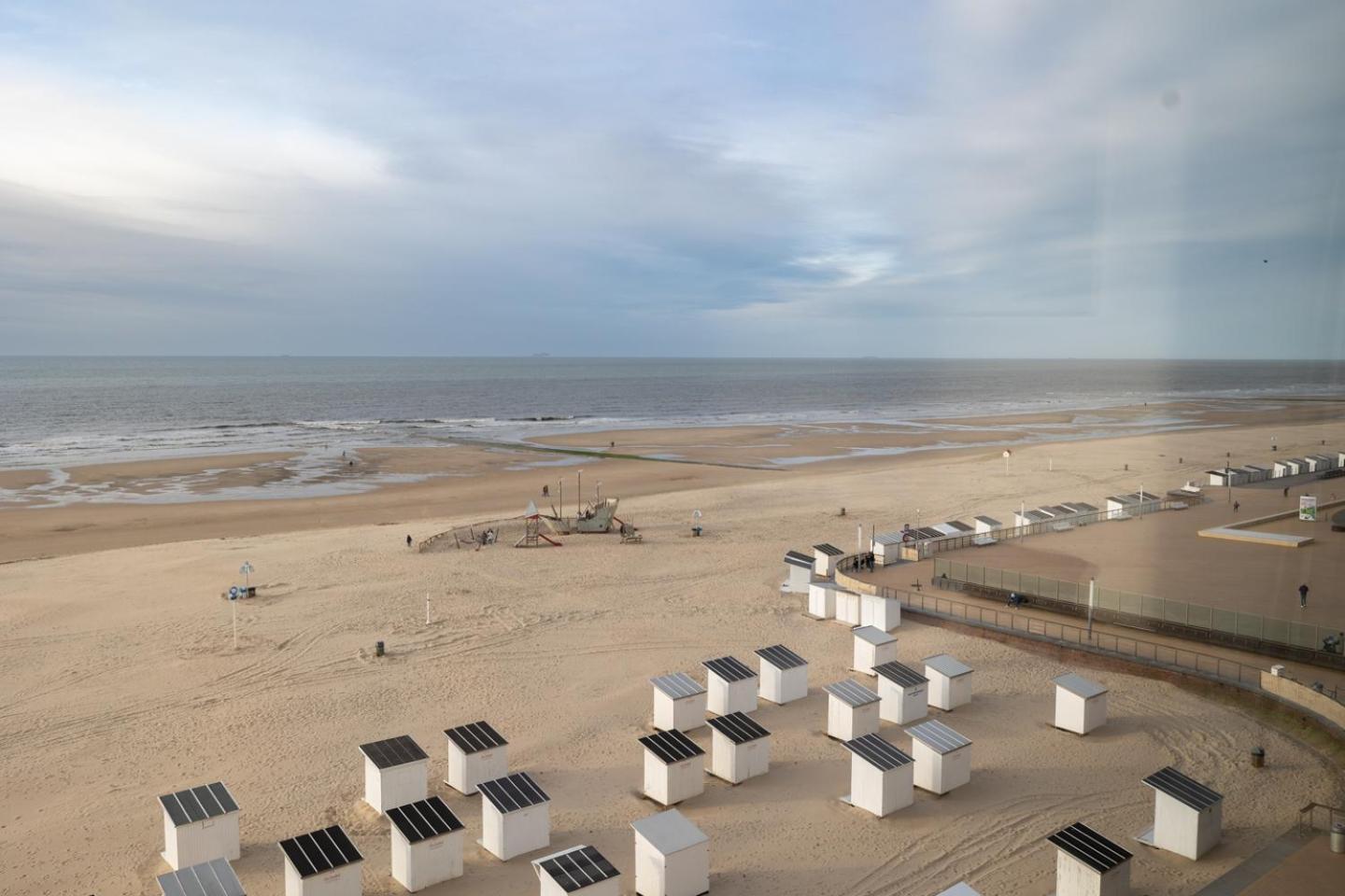 Cosy Studio With Amazing Seaview T67 Ostend Exterior photo